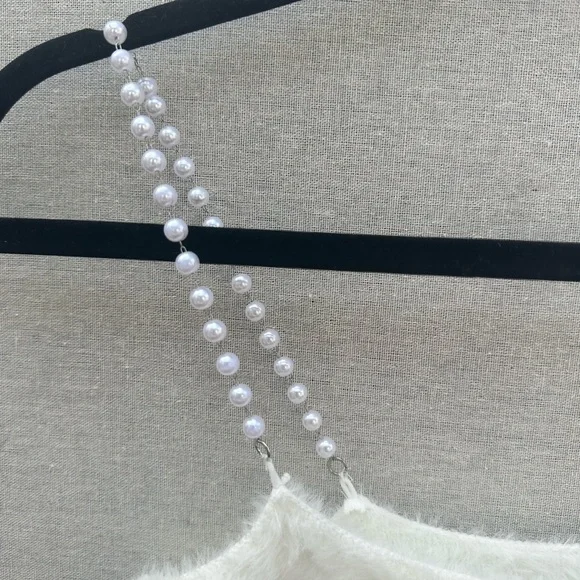 Disney x Forever 21 Marie Faux Fur Pearl Strap Top – Size M (NWT) - Picture 5 of 9
